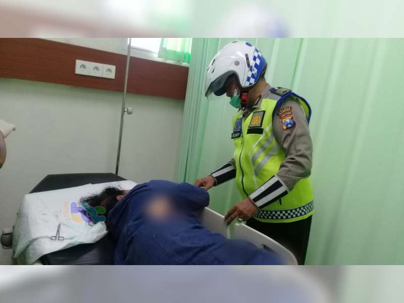 Mendadak Belok, Motor Ditubruk Mobil di Ngraho Bojonegoro, Pengendara Motor Luka-Luka