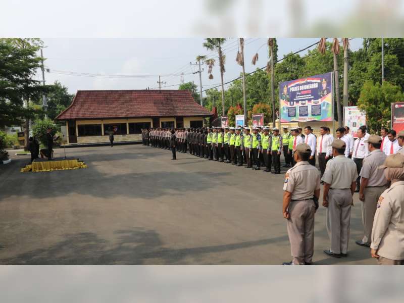 Kapolres Bojonegoro Pimpin Upacara Peringatan Hari Ibu