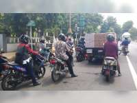 Rambu &ldquo;Belok Kiri Jalan Terus&rdquo; di Tuban Belum Banyak Diketahui Masyarakat