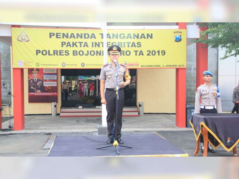 Komitmen Wujudkan WBK, Polisi di Bojonegoro Tanda-Tangani Pakta Integritas