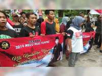 Warga di Tuban Tuntut KPU RI Buka Pendaftaran Capres-Cawapres Independen