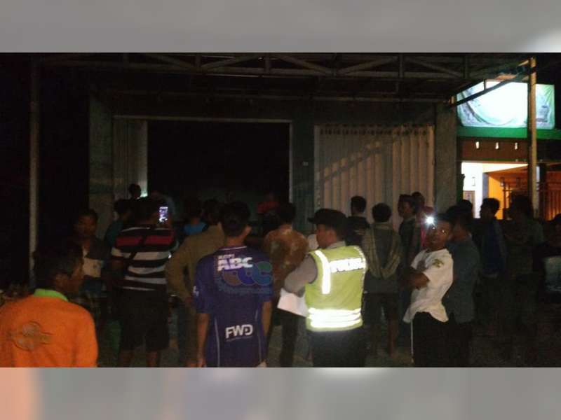 Ditinggal Pergi, Warung Bakso Milik Warga Ngraho Bojonegoro Terbakar