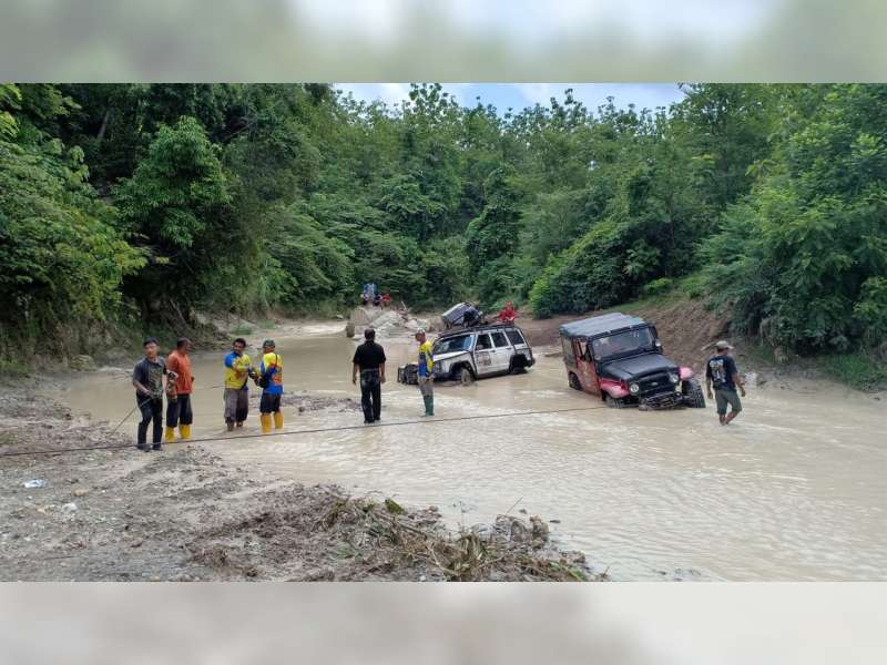 Polisi Bojonegoro Gandeng Komunitas Offroad, Cek TPS Daerah Terpencil