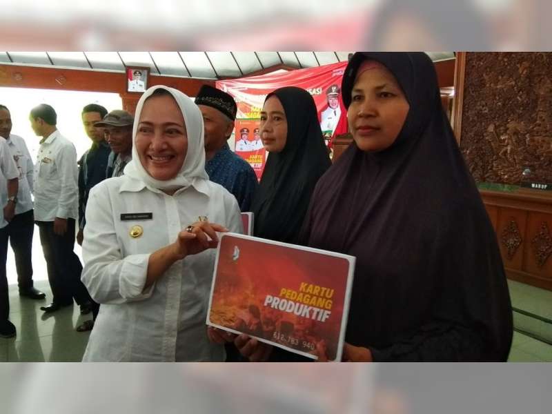 Pemkab Bojonegoro Luncurkan Kartu Pedagang Produktif