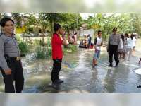 Tanggul Kali Mekuris di Sumberrejo Bojonegoro Jebol, Sawah dan Rumah Warga Tergenang