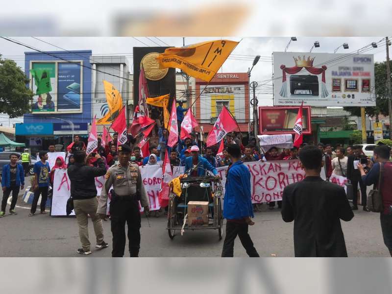 Mahasiswa di Bojonegoro Tuntut Kejaksaan Usut Tuntas Kasus Korupsi