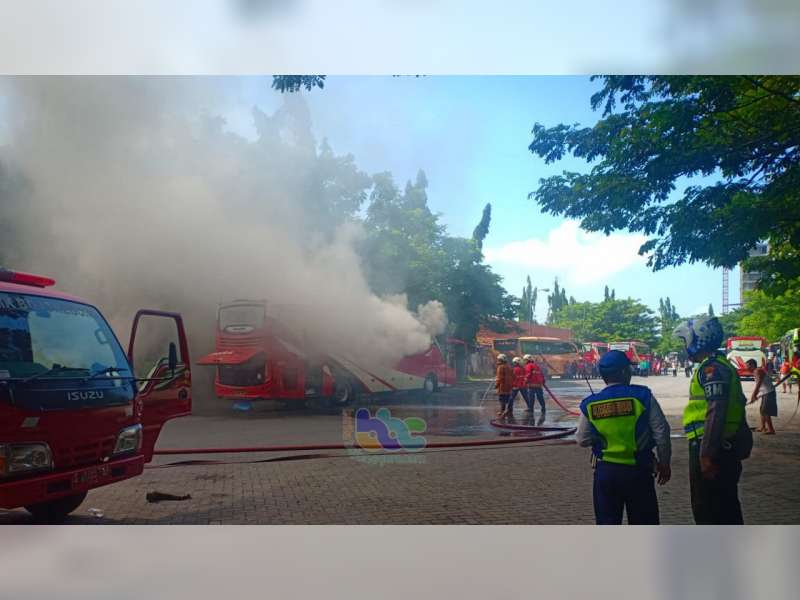 Kebakaran Bus Agra Mas di Terminal Bojonegoro Diduga Akibat Korsleting Instalasi AC