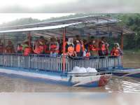 Kunjungan Kerja di Bojonegoro, Wagub Jatim &nbsp;Susuri Aliran Sungai Bengawan Solo