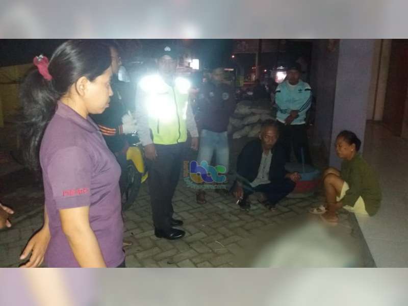 Diduga Serangan Jantung, Warga Ngraho Bojonegoro Ditemukan Meninggal Dunia di Emperan Toko