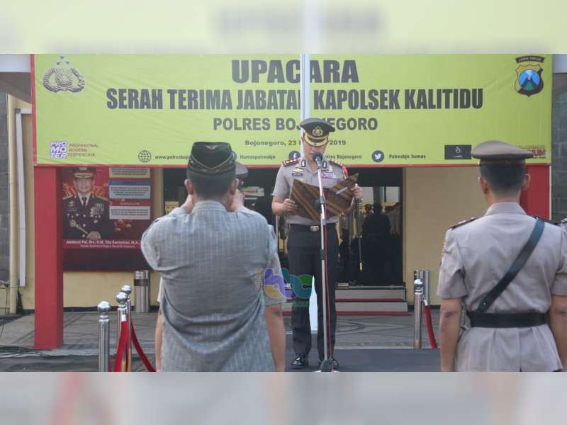 Kapolres Bojonegoro Pimpin Serah Terima Jabatan Kapolsek Kalitidu