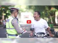Polisi di Bojonegoro Sosialisasi Keselamatan Berlalulintas Melalui Video Parodi