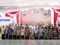 Bupati Bojonegoro Hadiri Penandatanganan Komitmen Bersama Pemberantasan Korupsi