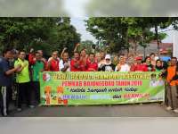 Bupati Bersama OPD di Lingkup Pemkab Bojonegoro Bersih-Bersih Lingkungan