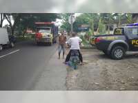 Tabrakan Motor di Baureno Bojonegoro, Seorang Pembonceng Luka Berat