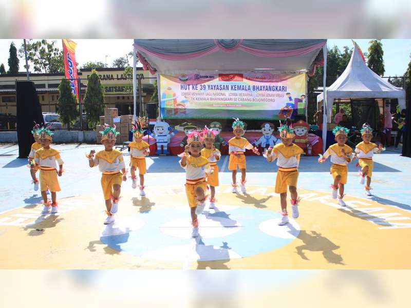 Peringati HUT YKB ke-39, Bhayangkari Polres Bojonegoro Gelar Lomba Untuk Anak-Anak