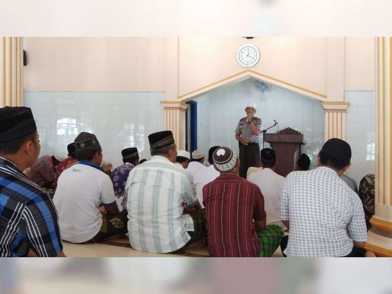 Kapolsek Sumberrejo Bojonegoro, Cegah Paham Radikalisme Melalui Safari Jumat
