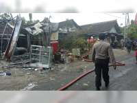 Kebakaran POM Mini di Tambakrejo Bojonegoro, Satu Orang Luka-Luka