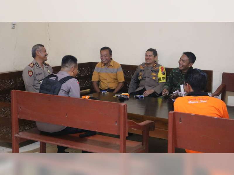 Kapolres Bojonegoro Ajak Tokoh Masyarakat di Sekar Untuk Bersama-Sama Sukseskan Pemilu