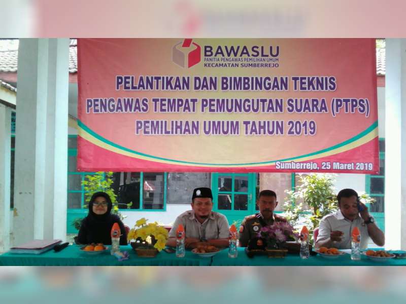 Bawaslu Bojonegoro Lantik 4.572 Pengawas TPS untuk Pemilu 2019