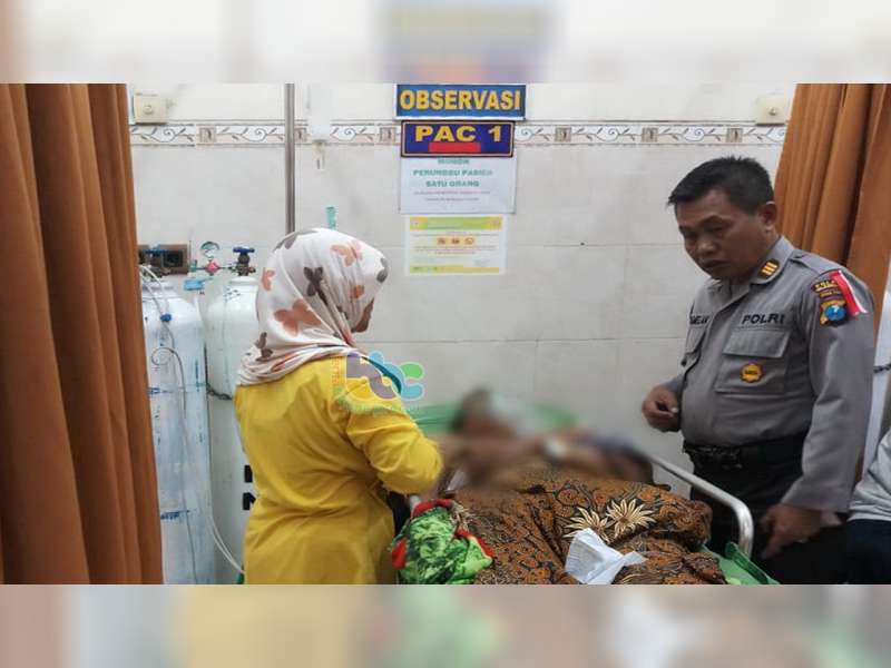 Seorang Warga Kecamatan Malo Bojonegoro, Disambar Petir di Sawah