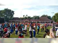 32 Kelompok Ikuti Lomba Senam Karnaval SCTV di Alun-alun Bojonegoro