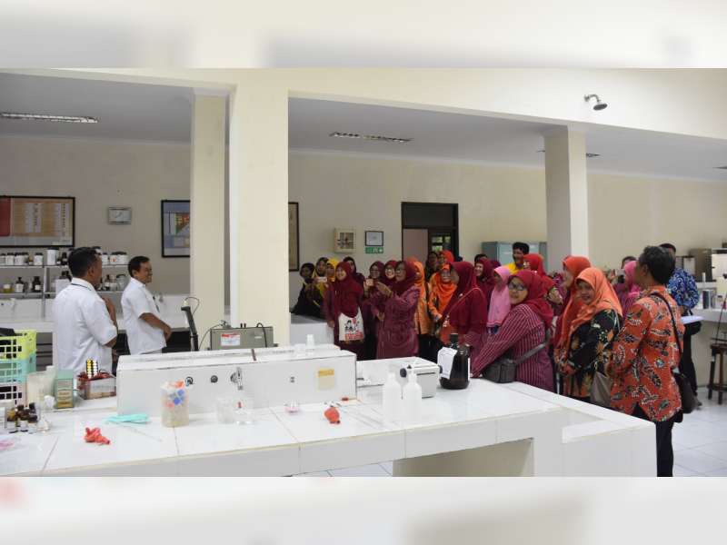 35 Guru Kimia SMA Dari Sidoarjo, Belajar Olah Migas di PPSDM Migas Cepu Blora