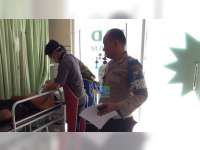 Diduga Mengantuk, Motor Tabrak Tiang Telepon di Kalitidu Bojonegoro, 2 Orang &nbsp;Luka-Luka