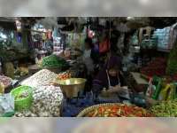 Jelang Ramadan, Harga Bawang Merah dan Bawang Putih di Pasar Kota Bojonegoro Meroket