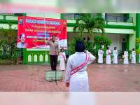 Peringati Hari Kartini, Polwan Polres Bojonegoro Gelar Police Goes to School