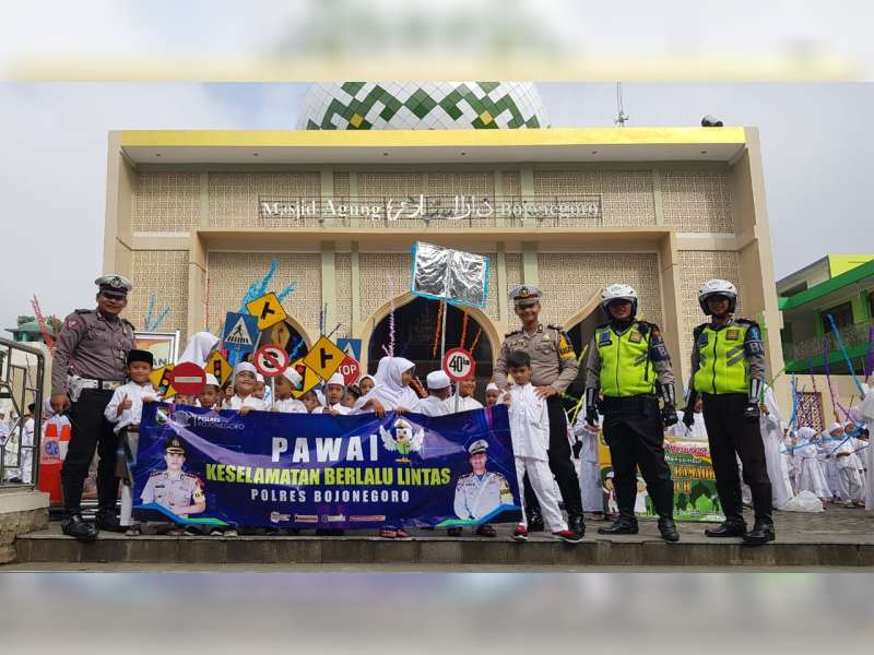 Sat Lantas Polres Bojonegoro Sosialisasi Keselamatan Berlalu-Lintas Pada Anak PAUD