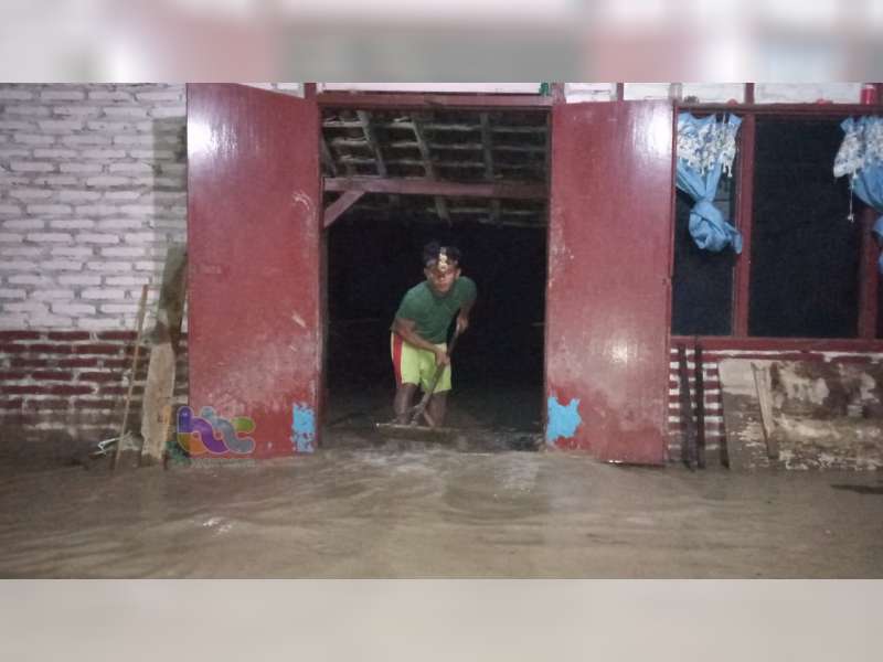Banjir Bandang Kembali Terjadi di Gondang Bojonegoro, 180 Rumah Warga Tergenang