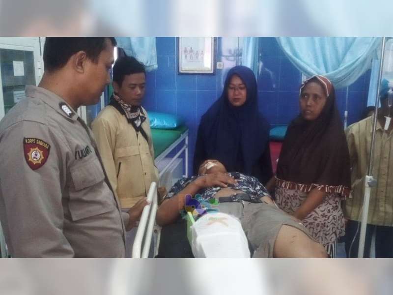 Hindari Lubang, Motor Tabrak Pikap di Kepohbaru Bojonegoro, Pengendara Motor Luka-Luka