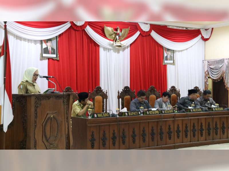 Bupati Bojonegoro Sampaikan Jawaban Pemerintah Atas Pandangan Umum Fraksi-Fraksi DPRD