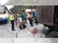 Tabrak Truk Parkir dari Belakang, Pemotor di Ngraho Bojonegoro, Tewas di TKP