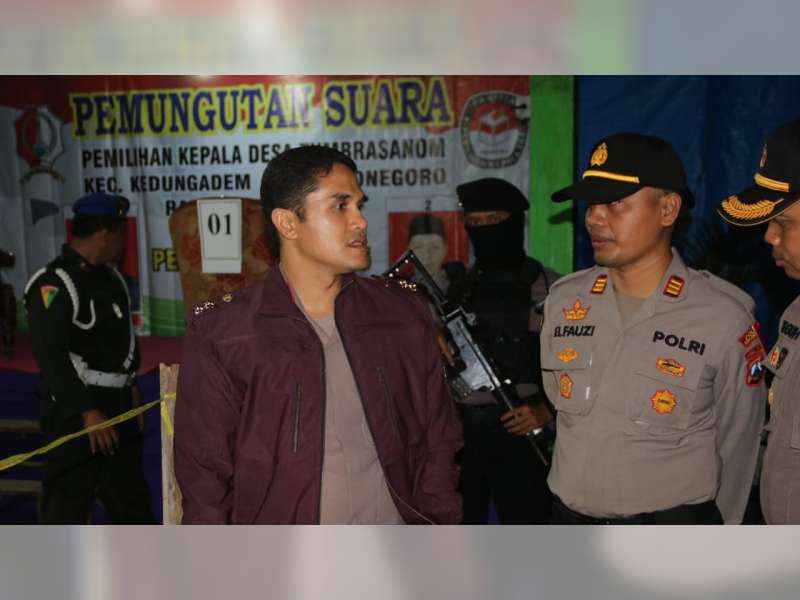 Cipta Kondisi Jelang Pilkades Serentak, Kapolres Bojonegoro Pimpin Patroli Skala Besar