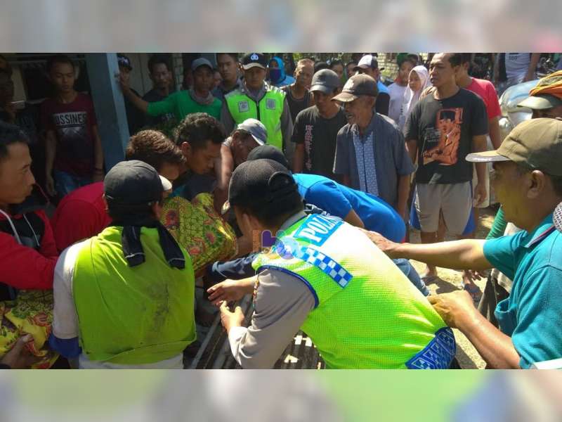 Seorang Warga Sumberrejo Bojonegoro, Meninggal Dunia Saat Bekerja di Sawah