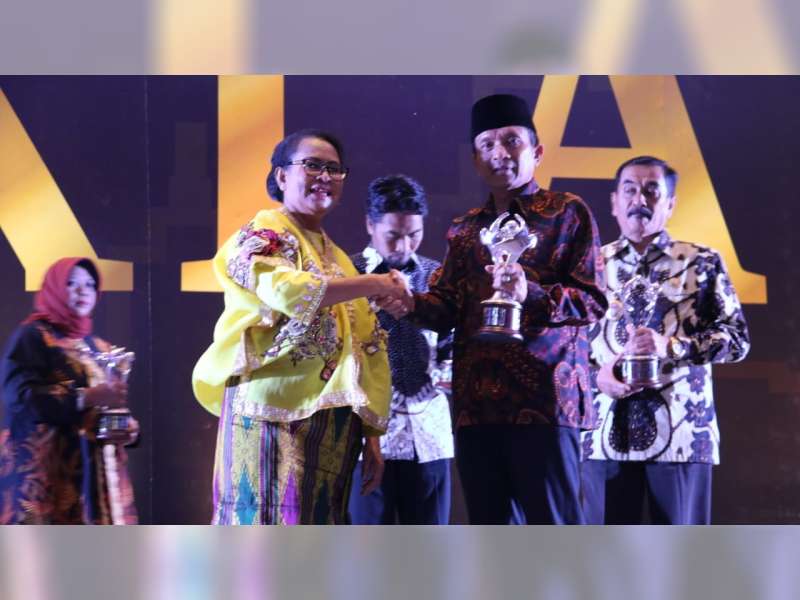 Kabupaten Bojonegoro Terima Penghargaan Kabupaten Layak Anak