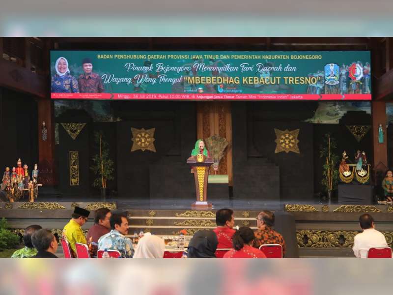 Pemkab Bojonegoro Promosikan Potensi Seni Budaya, Pariwisata dan Industri Kecil di TMII