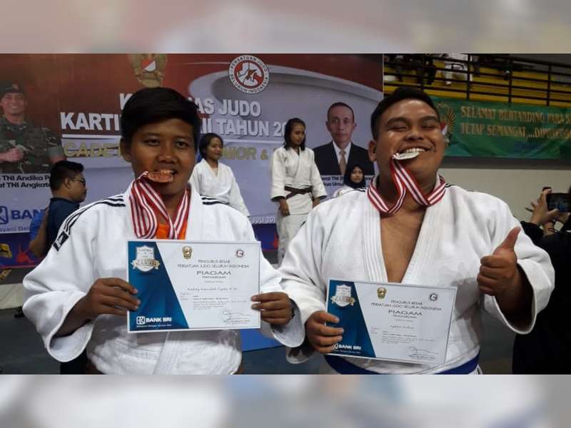 Dua Atlet Bojonegoro Sukses Raih Medali di Kejurnas Judo Kartika Cup XII di Yogyakarta