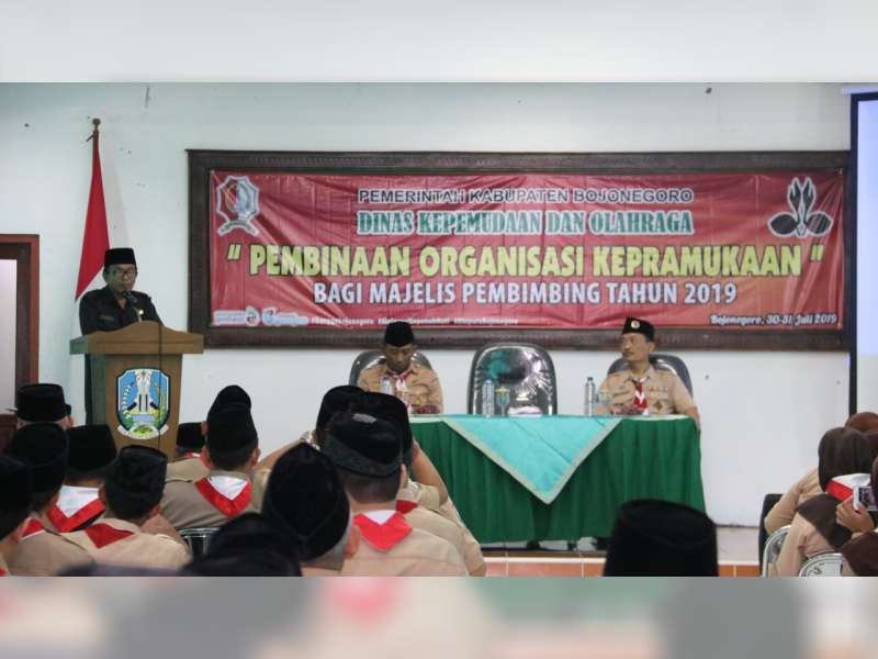 Wabup  Bojonegoro Hadiri Pembinaan Organisasi Kepramukaan di Dander