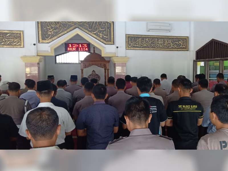 Polres Blora Laksanakan Salat Gaib dan Doa Bersama, Untuk KH Maimun Zubair