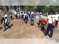 Anggota Polsek Kalitidu Bojonegoro Kerja Bakti Bersama Warga