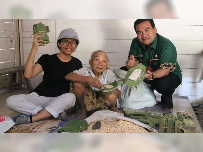 Mengenal Mbah Waki, Pembuat Tempe Godong Jati Khas Blora yang Melegenda