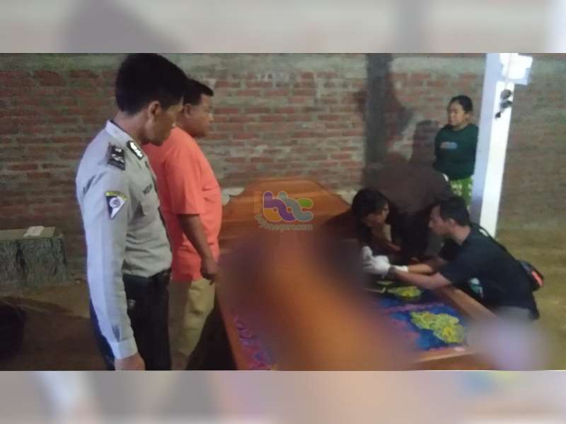 Diduga Serangan Jantung, Warga Kedungadem Bojonegoro Meninggal Dunia di Jalan
