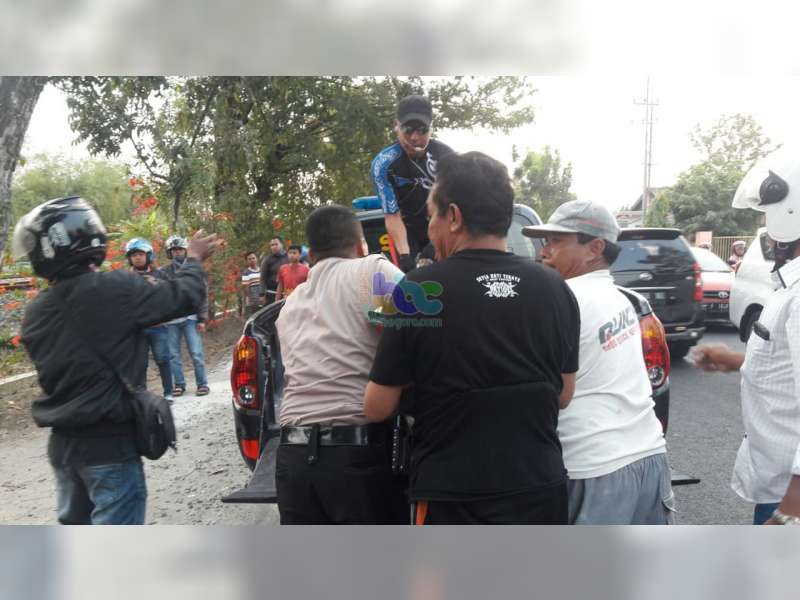 Terlindas Truk Gandeng, Pembonceng Motor di Kapas Bojonegoro, Meninggal Dunia