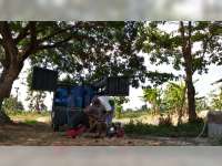 Untuk Dapatkan Air Bersih, Warga di Ngambon Bojonegoro Tempuh Jarak Hingga 3 Kilometer