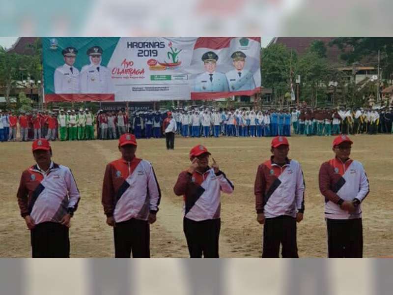 Bojonegoro Raih Penghargaan Kabupaten Peduli Olah Raga dari Gubernur Jatim