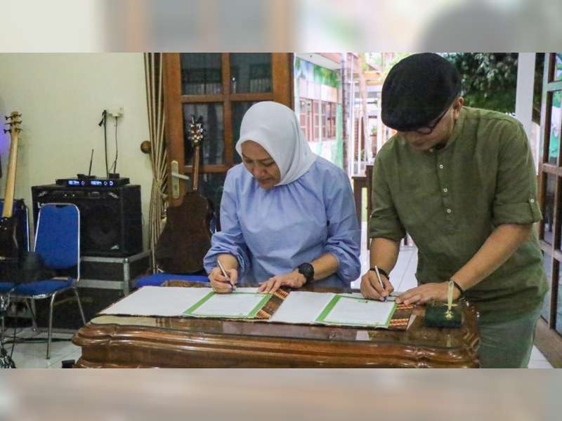 Kembangkan Ekonomi Kreatif, Pemkab Bojonegoro Tandatangani MoU dengan ICCN