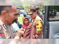 Rumah Mbah Nyaminah, Warga Balen Bojonegoro Yang Roboh, Segera Dibangun Kembali