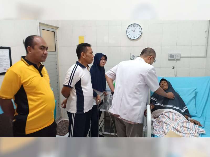 Mbah Nyaminah, Warga Balen Bojonegoro Yang Tertimpa Reruntuhan Rumah, Kondisinya Membaik